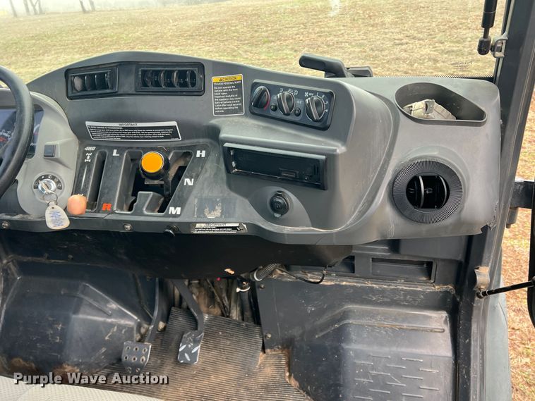 image for item DS2810 2001 Kubota RTV1100  utility vehicle