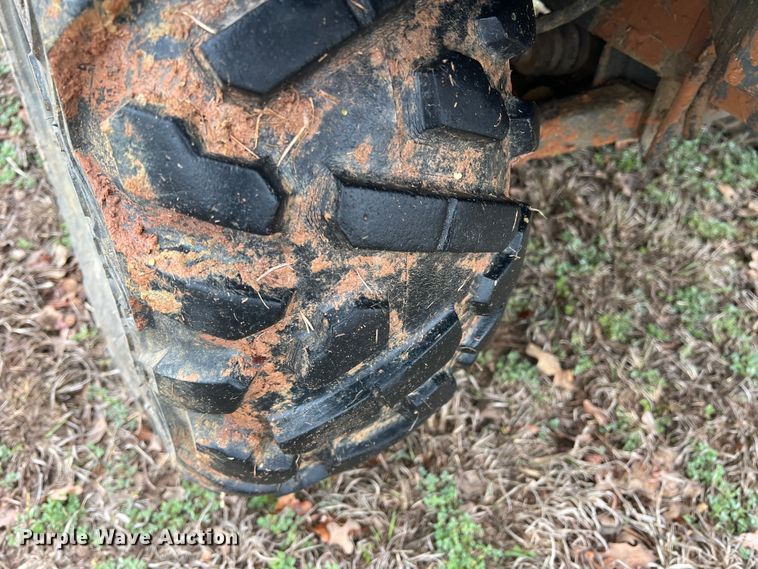 image for item DS2810 2001 Kubota RTV1100  utility vehicle