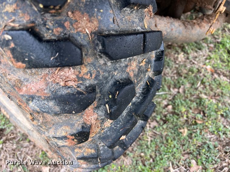 image for item DS2810 2001 Kubota RTV1100  utility vehicle