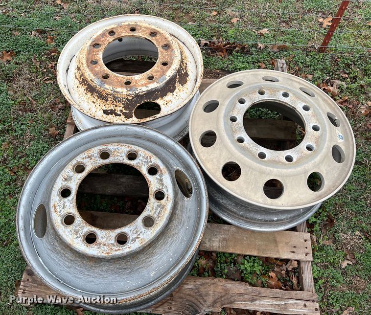 image for item DS2815 (15) 24.5" wheels