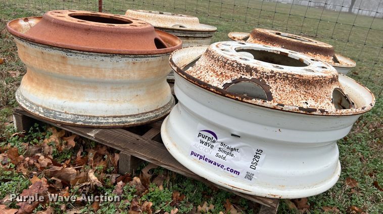 image for item DS2815 (15) 24.5" wheels