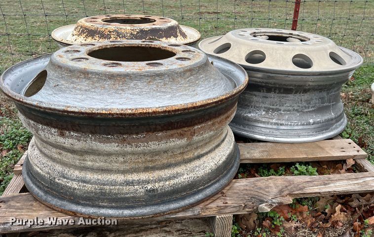 image for item DS2815 (15) 24.5" wheels