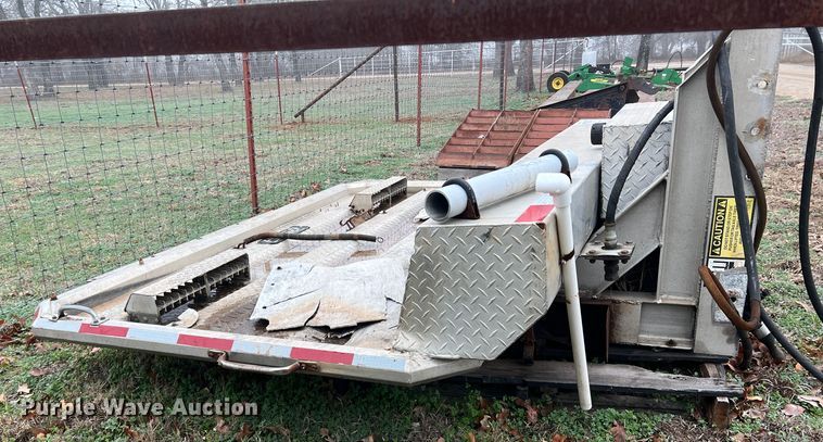 image for item DS2817 Headache rack