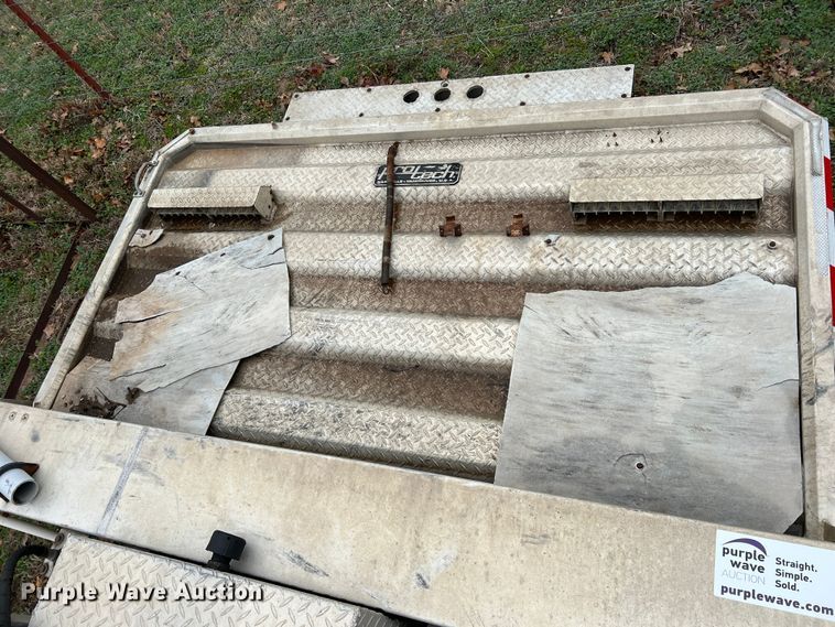 image for item DS2817 Headache rack