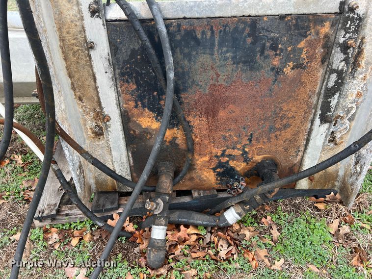 image for item DS2817 Headache rack