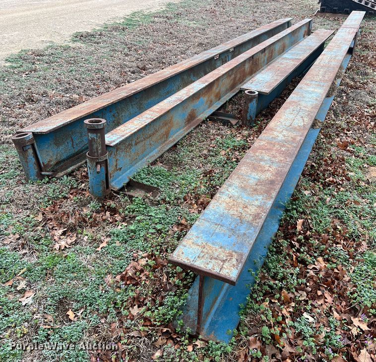 image for item DS2818 (4) I-beams