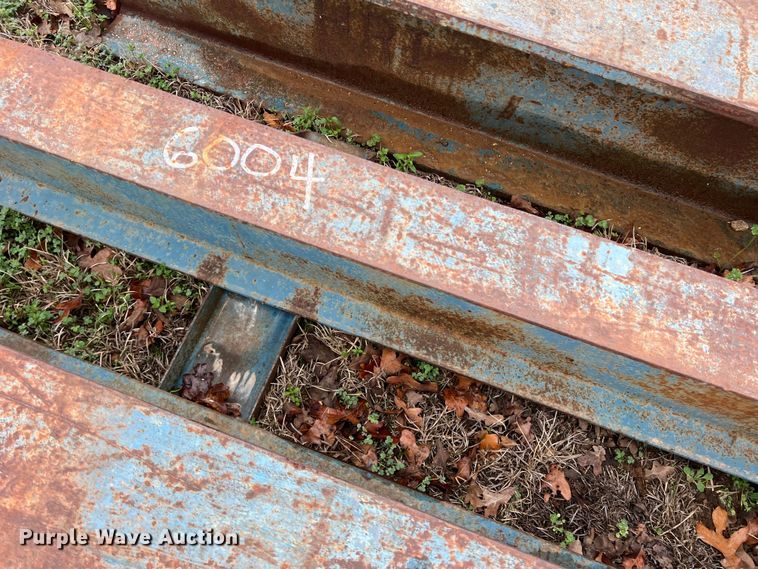 image for item DS2818 (4) I-beams