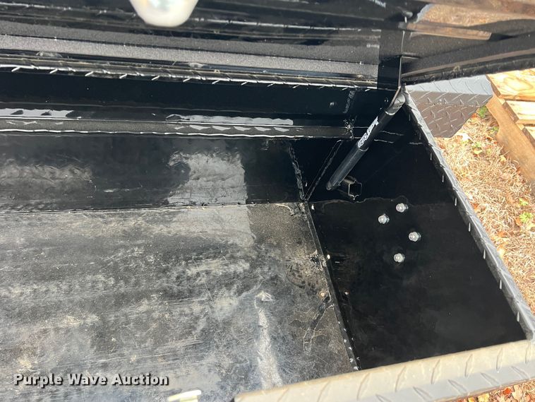 image for item DS2820 (3) toolboxes