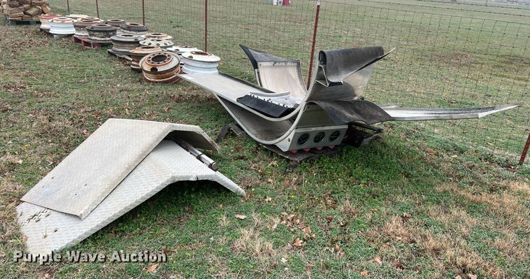 image for item DS2821 Truck parts