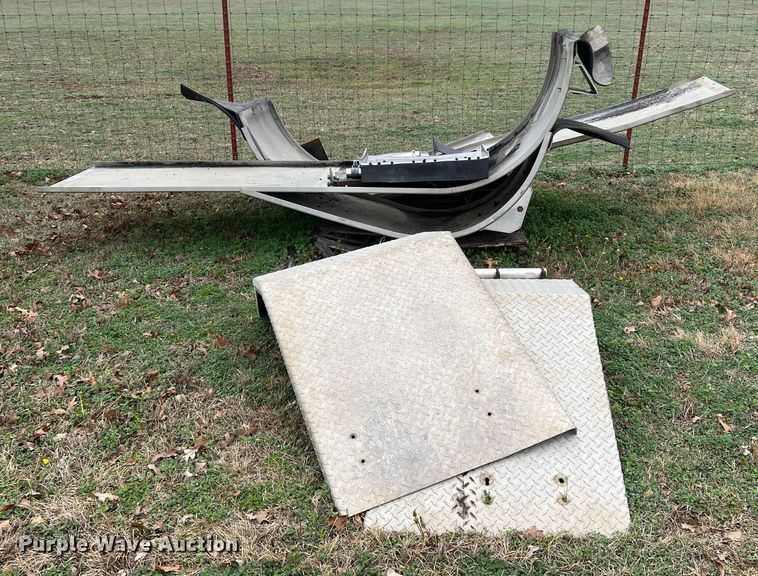 image for item DS2821 Truck parts