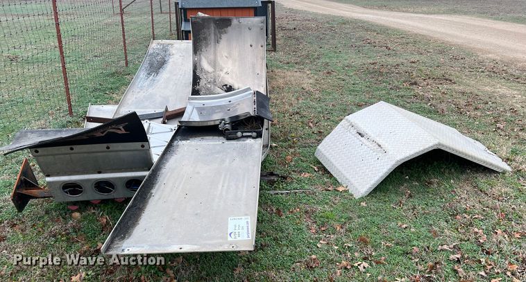 image for item DS2821 Truck parts