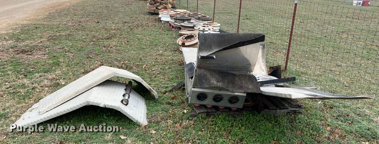 image for item DS2821 Truck parts