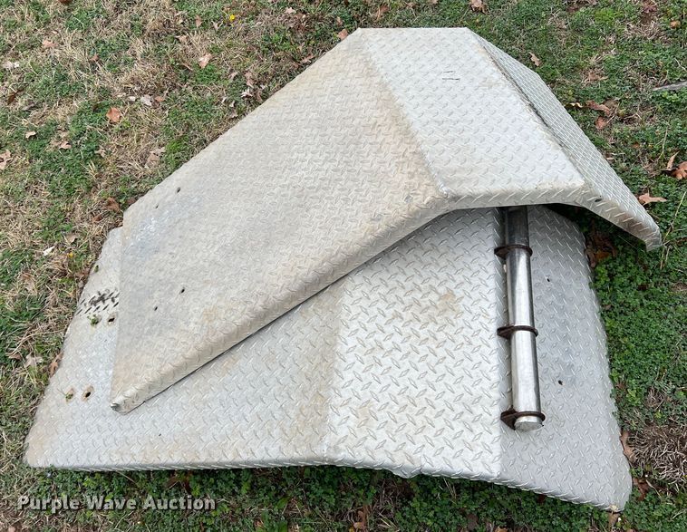 image for item DS2821 Truck parts