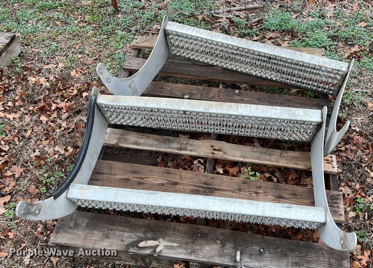 image for item DS2821 Truck parts