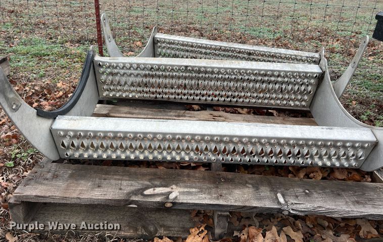 image for item DS2821 Truck parts