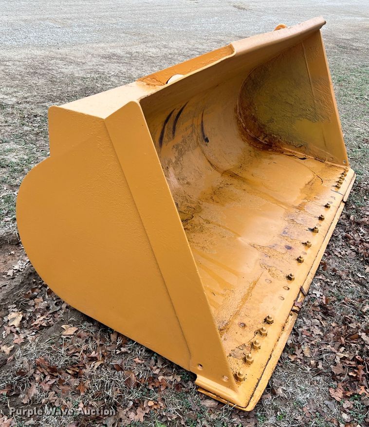image for item DS2822 Wheel loader bucket