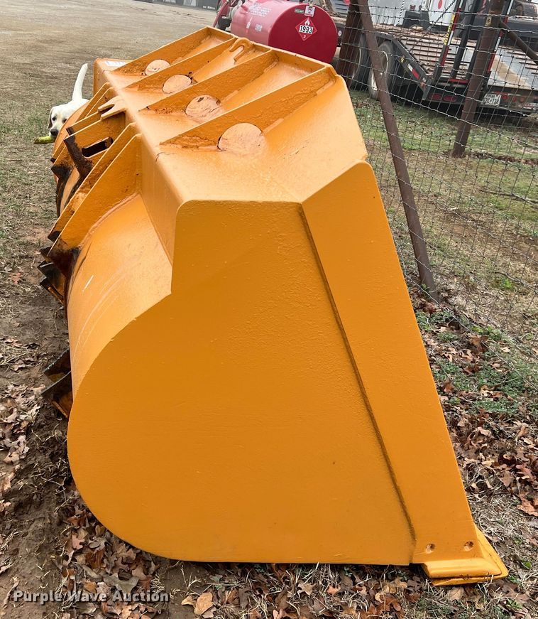 image for item DS2822 Wheel loader bucket