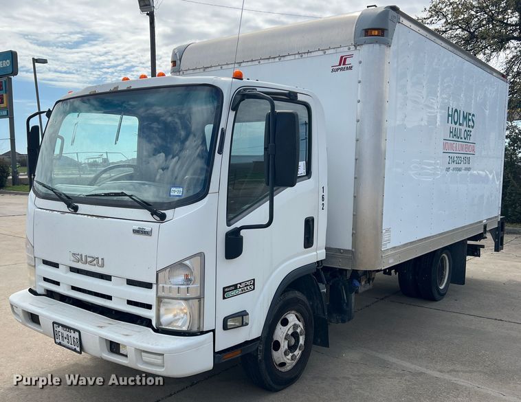 image for item DS2837 2011 Isuzu NPR  box truck