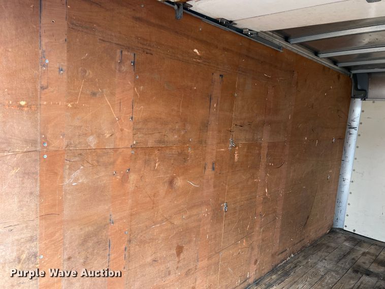 image for item DS2837 2011 Isuzu NPR  box truck