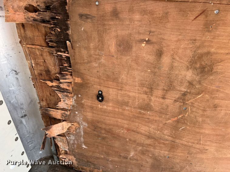 image for item DS2837 2011 Isuzu NPR  box truck