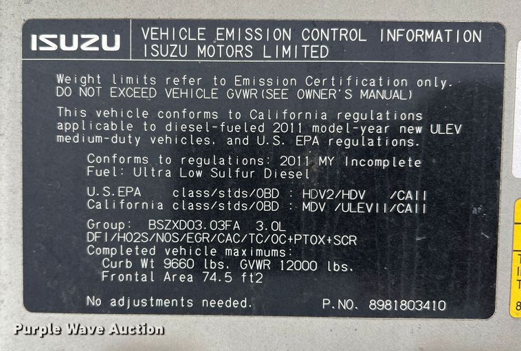 image for item DS2837 2011 Isuzu NPR  box truck