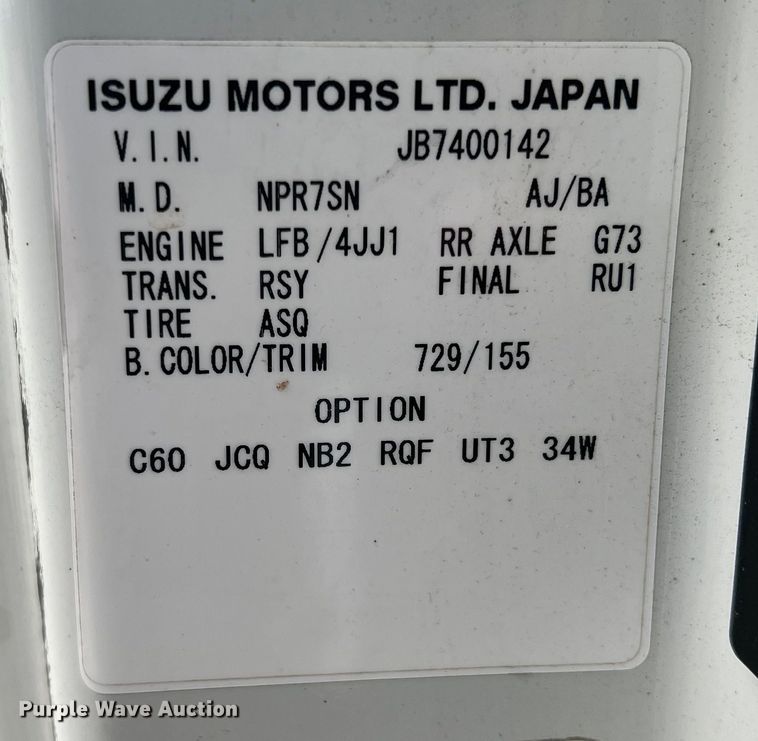 image for item DS2837 2011 Isuzu NPR  box truck