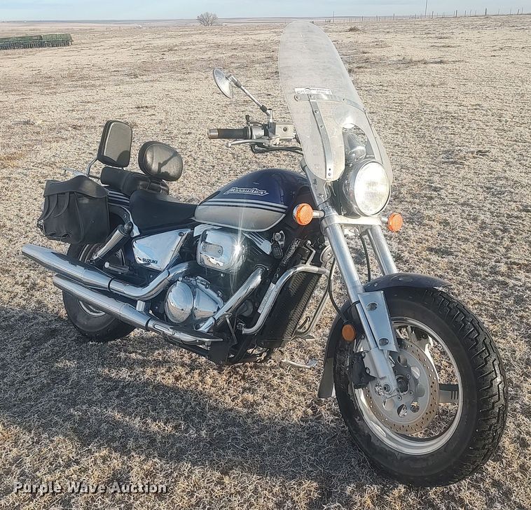 image for item GP9602 2002 Suzuki VZ800K2 Marauder  motorcycle