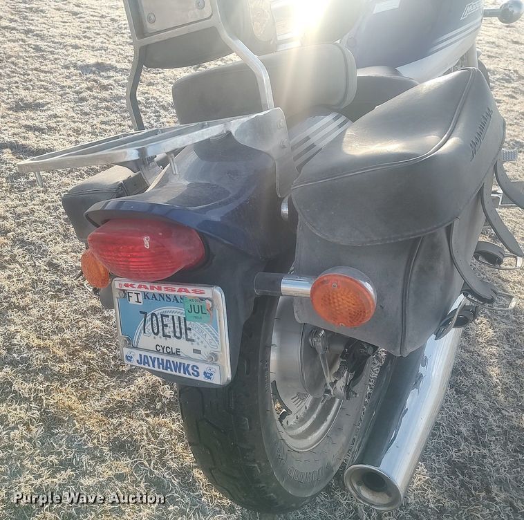 image for item GP9602 2002 Suzuki VZ800K2 Marauder  motorcycle