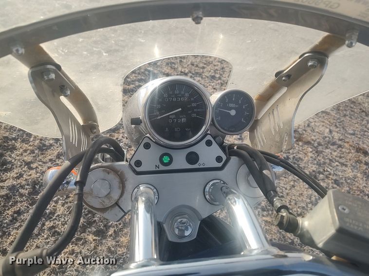 image for item GP9602 2002 Suzuki VZ800K2 Marauder  motorcycle