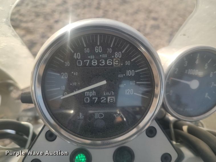 image for item GP9602 2002 Suzuki VZ800K2 Marauder  motorcycle