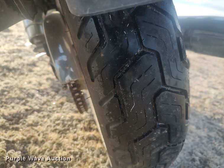 image for item GP9602 2002 Suzuki VZ800K2 Marauder  motorcycle