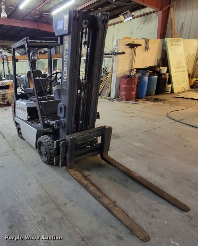 image for item HG9433 Komatsu 15  forklift