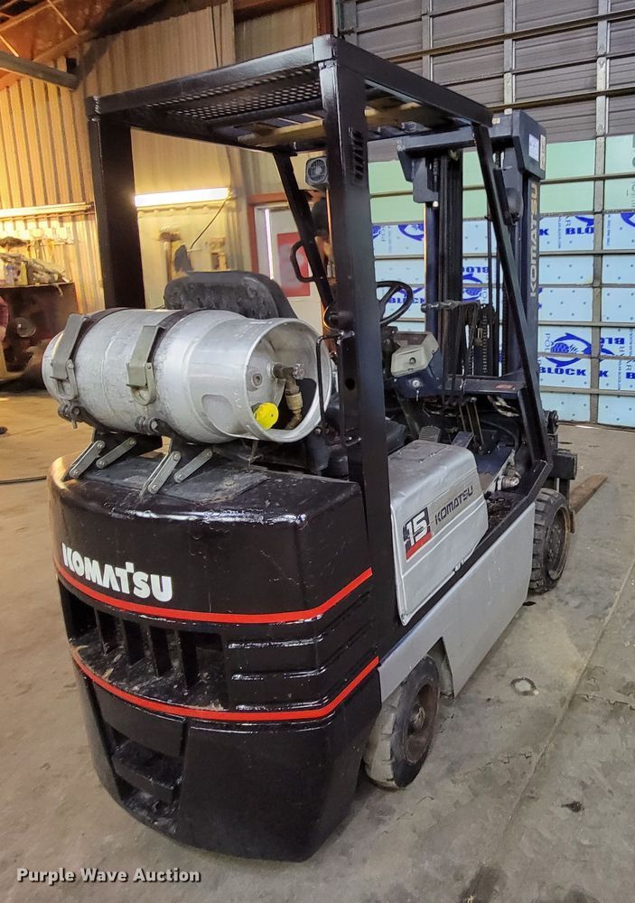 image for item HG9433 Komatsu 15  forklift