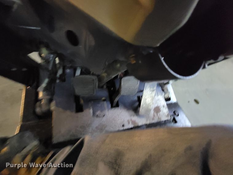 image for item HG9433 Komatsu 15  forklift