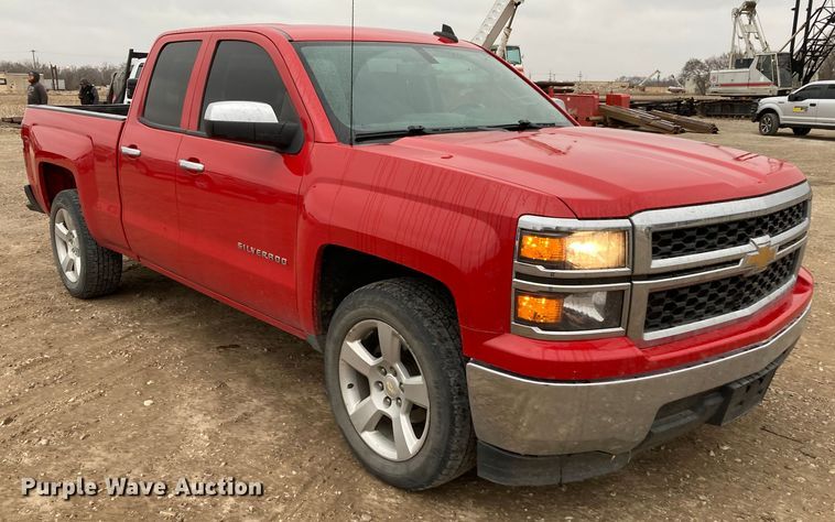 image for item HN9829 2015 Chevrolet Silverado 1500  Double Cab pickup truck