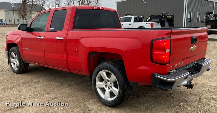 image for item HN9829 2015 Chevrolet Silverado 1500  Double Cab pickup truck