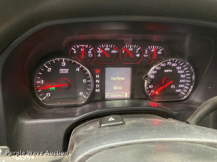 image for item HN9829 2015 Chevrolet Silverado 1500  Double Cab pickup truck