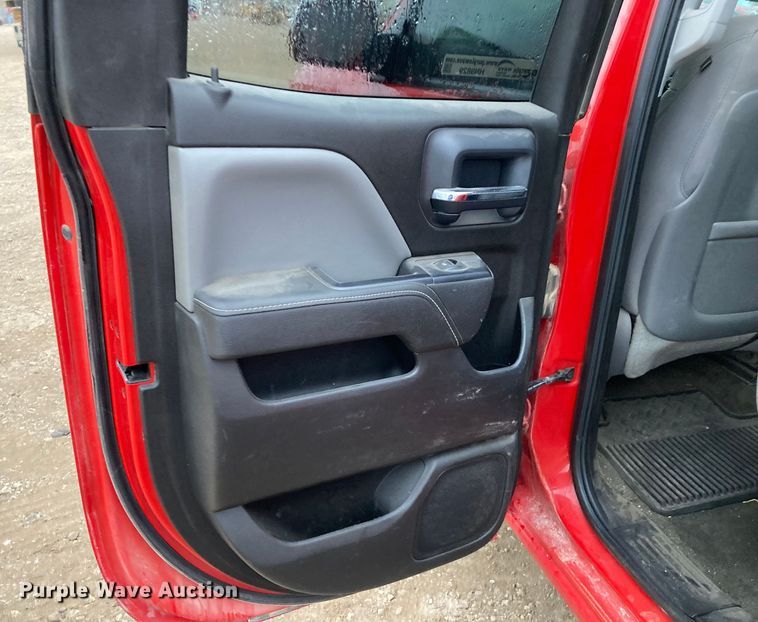 image for item HN9829 2015 Chevrolet Silverado 1500  Double Cab pickup truck