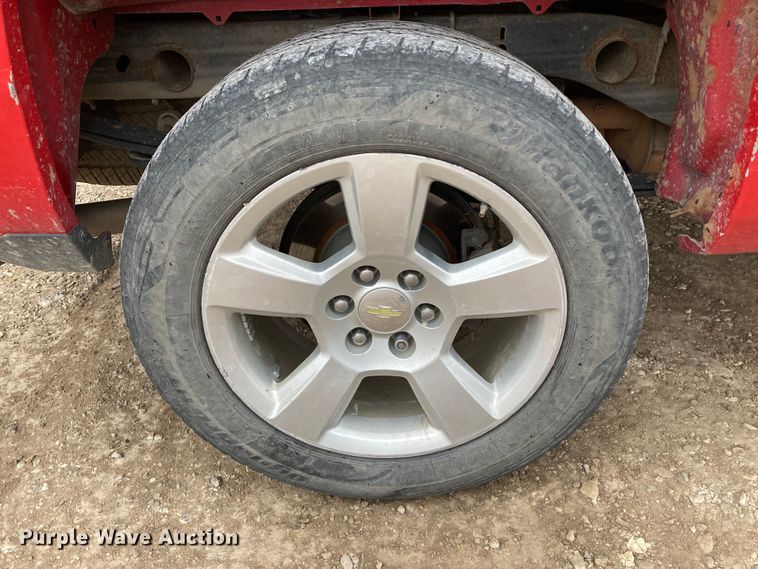 image for item HN9829 2015 Chevrolet Silverado 1500  Double Cab pickup truck