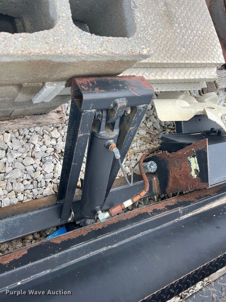 image for item ID9451 6' W end gate lift