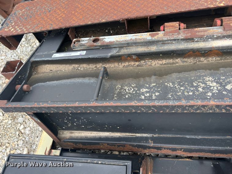 image for item ID9451 6' W end gate lift