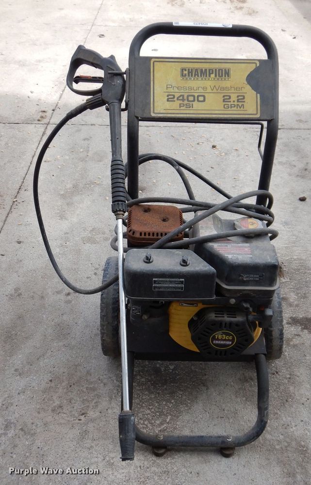 image for item IO9472 Champion  pressure washer