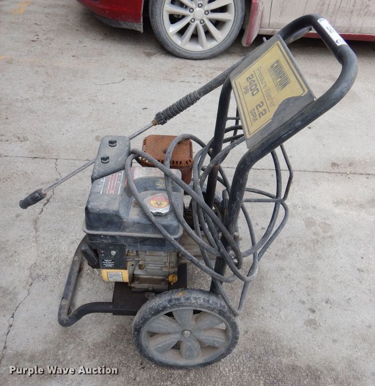 image for item IO9472 Champion  pressure washer