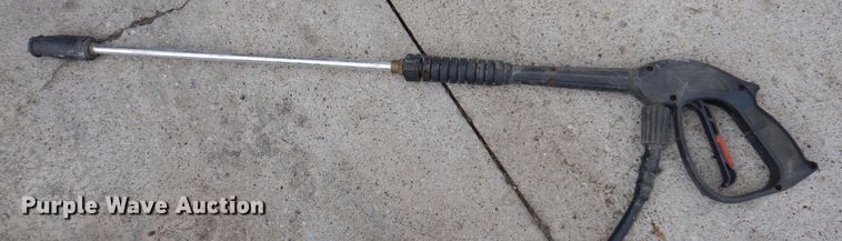 image for item IO9472 Champion  pressure washer