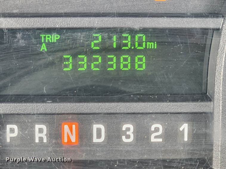 image for item JB9469 2011 Ford E450 Super Duty  van cab and chassis