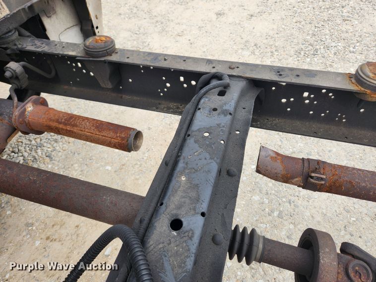 image for item JB9469 2011 Ford E450 Super Duty  van cab and chassis