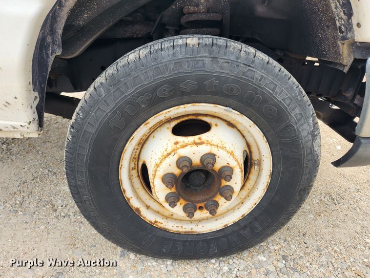 image for item JB9469 2011 Ford E450 Super Duty  van cab and chassis