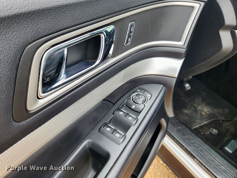 image for item JB9494 2016 Ford Explorer XLT  SUV