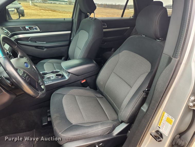 image for item JB9494 2016 Ford Explorer XLT  SUV