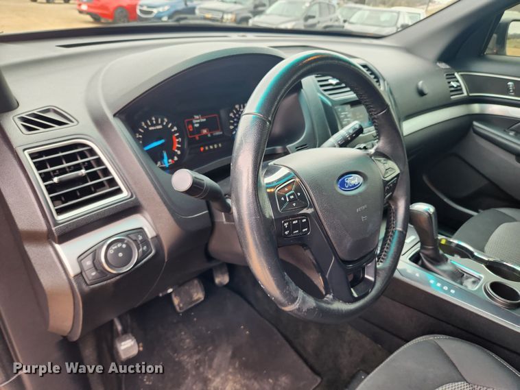 image for item JB9494 2016 Ford Explorer XLT  SUV